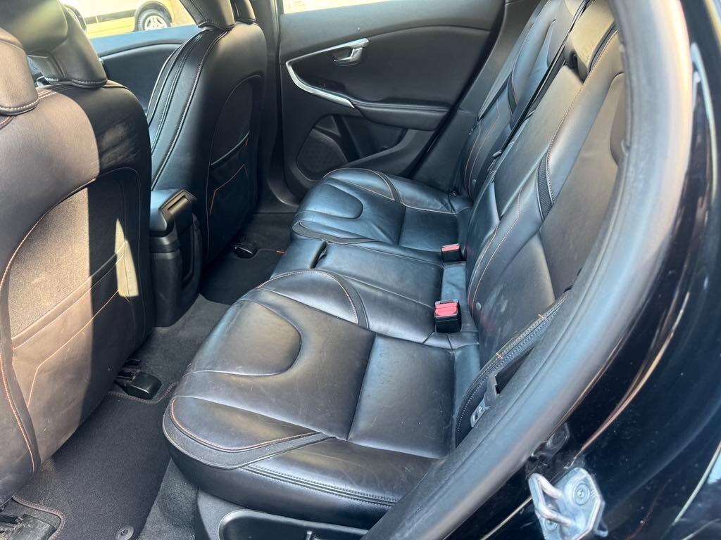 Volvo V40 Cross Country 2.0 Diesel AUTOCARRO EURO 6