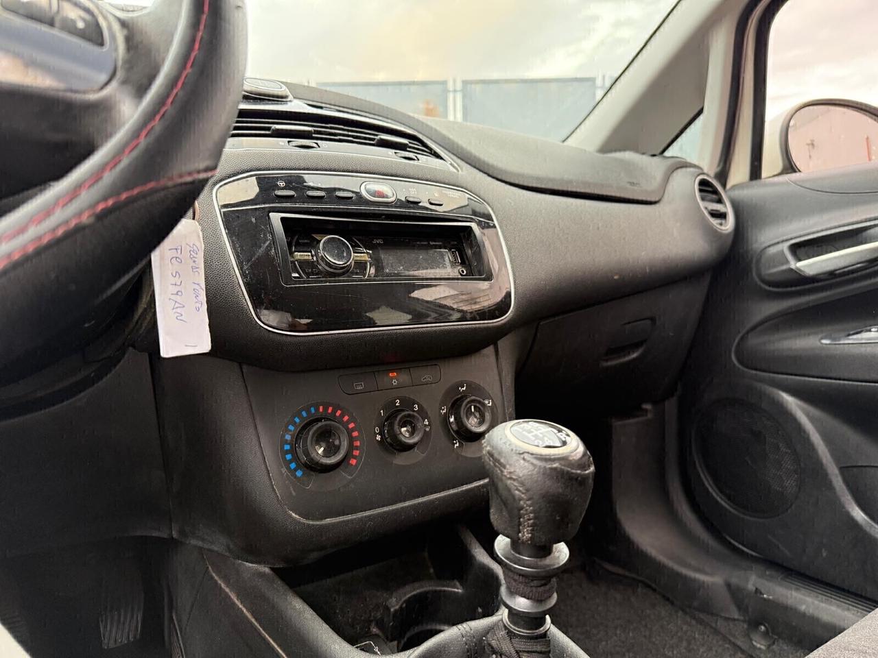 2016 Fiat Punto 1.4 8V 5 porte Natural Power Lounge