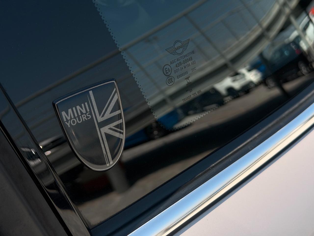 Mini 1.5 Cooper Yours Trim