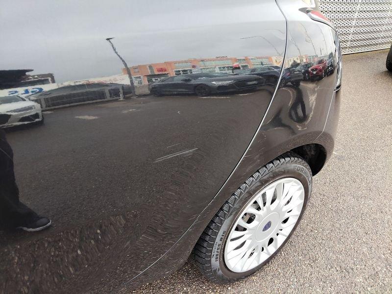 Lancia Ypsilon Ypsilon 1.2 69 CV 5 porte Silver