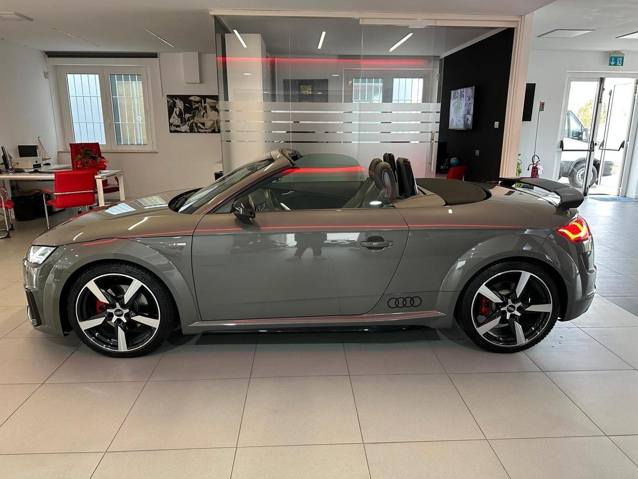 Audi TT Roadster 40 2.0 tfsi s-tronic S-line