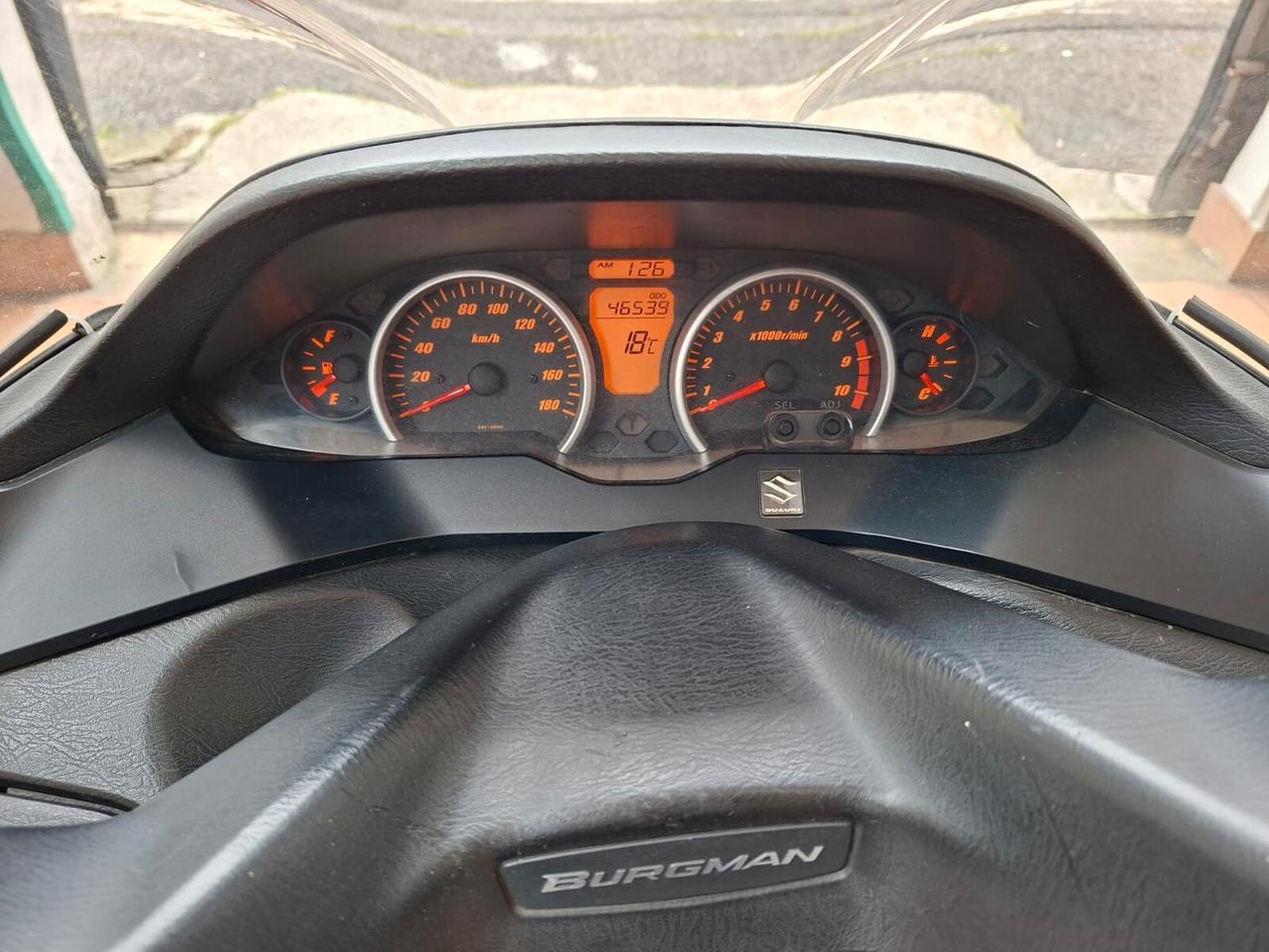 Suzuki Burgman 400