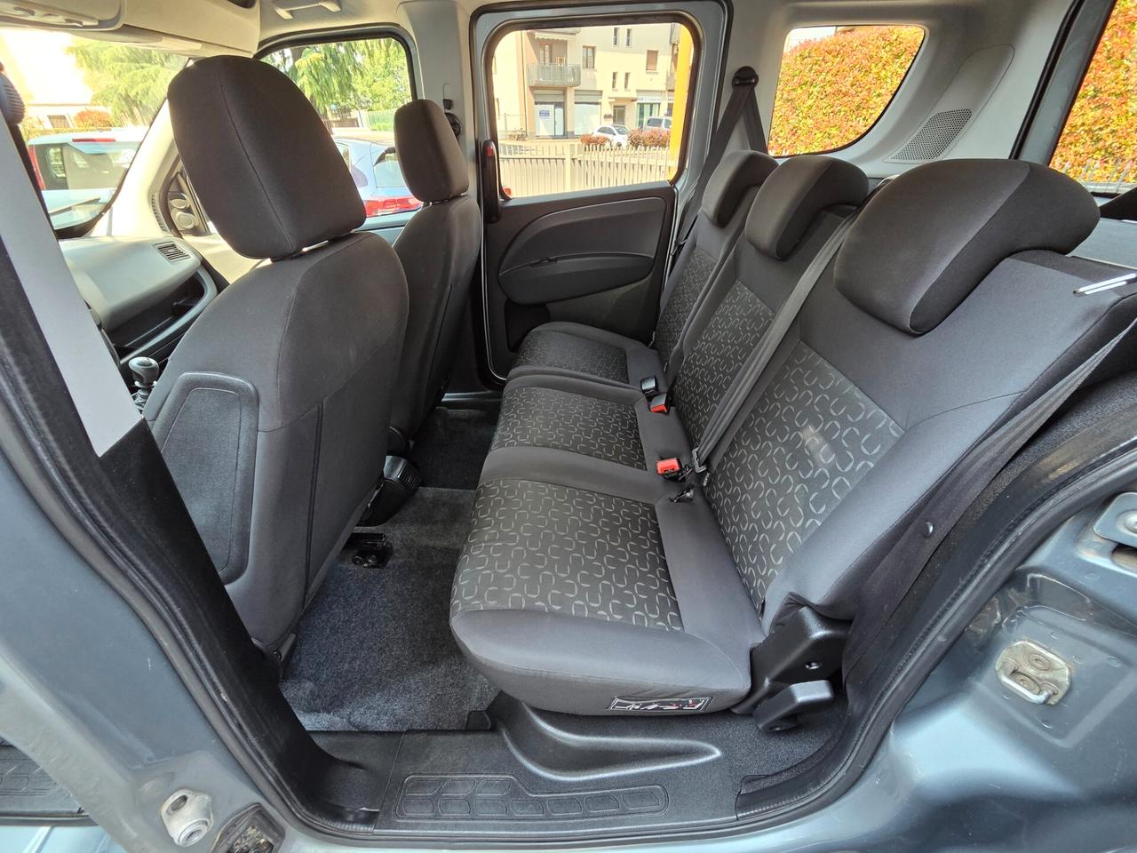 Fiat Doblo 1.6 MULTIJET 105cv / VETTURA 5 POSTI