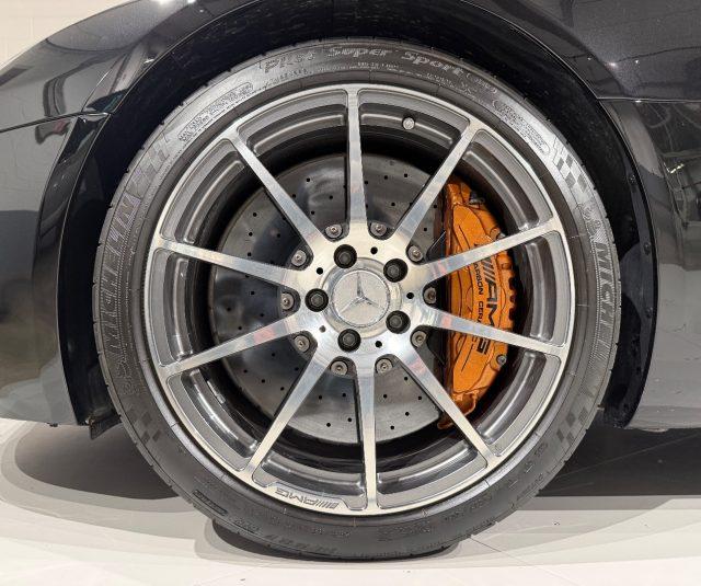 MERCEDES-BENZ SLS AMG Roadster CARBON CERAMIC AMG