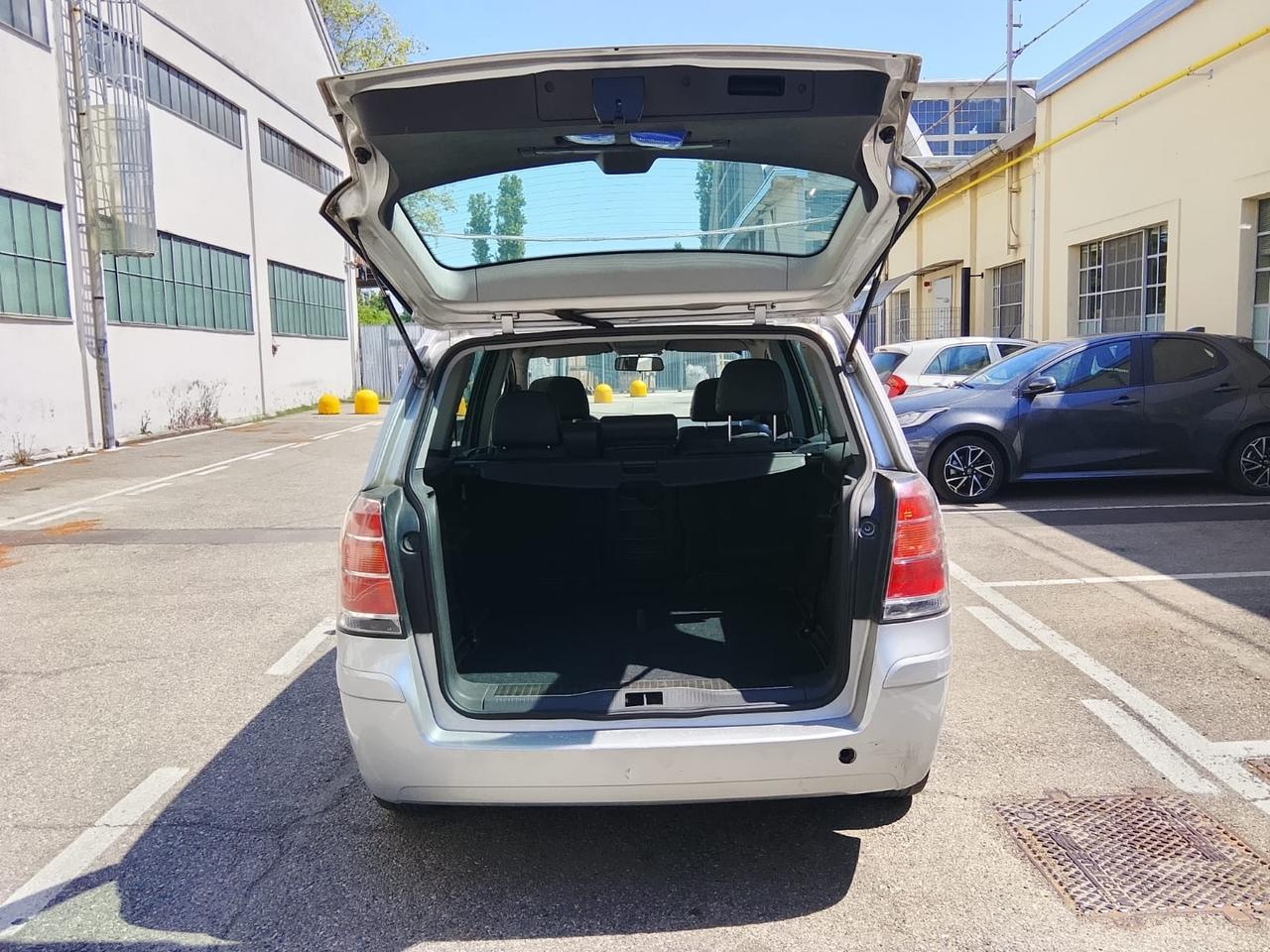 Opel Zafira 1.6 16V Twinport 7 posti