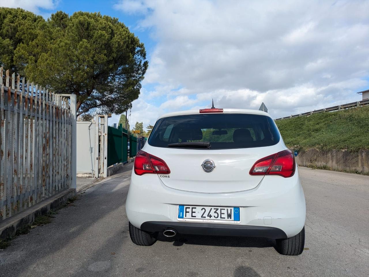 Opel Corsa 1.4 90CV GPL Tech 5 porte b-Color
