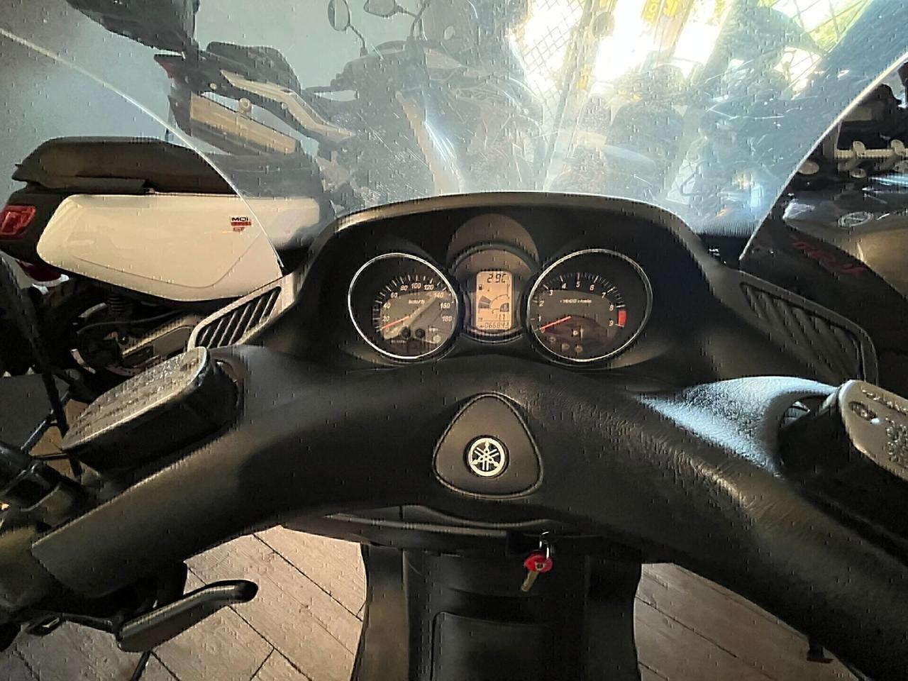 YAMAHA MAJESTY 400