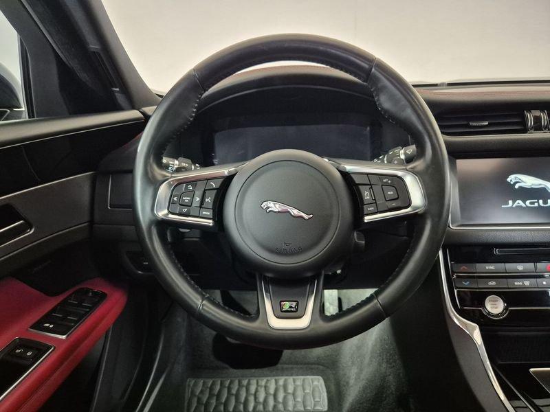 Jaguar XF 2.0d R-Sport awd 180cv auto