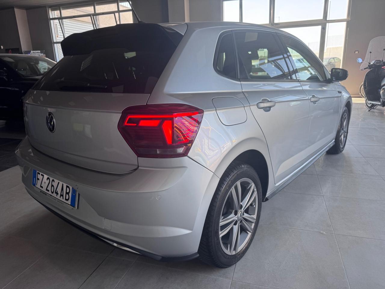 VOLKSWAGEN POLO R-LINE TGI METANO MY2020