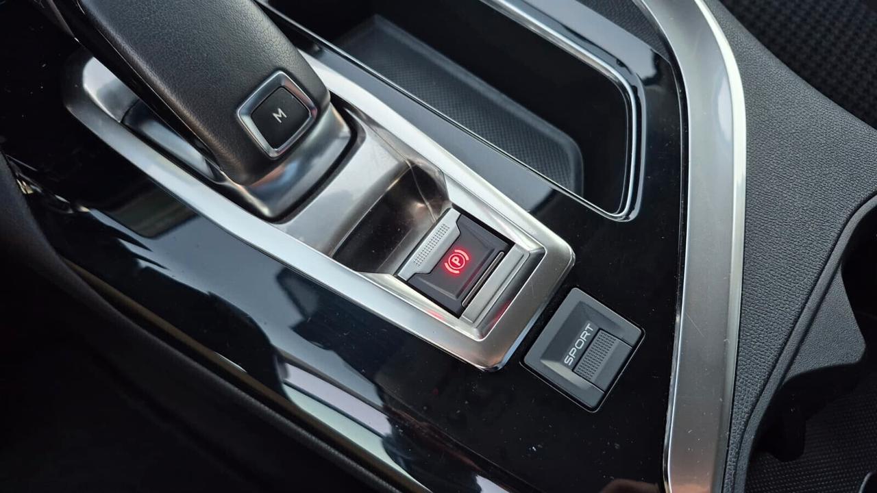 Peugeot 3008 BlueHDi 130cv S&S Allure Automatica