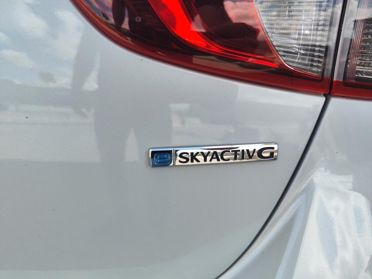 Mazda 2 Mazda2 1.5 e-Skyactiv-G 90 CV M Hybrid Exclusive