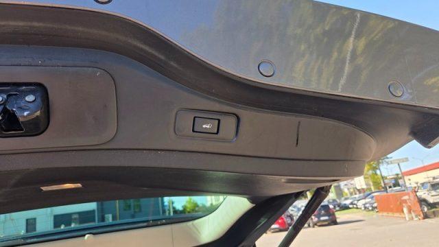 RENAULT Espace Blue dCi 200CV EDC Initiale Paris 4Control PERMUTE