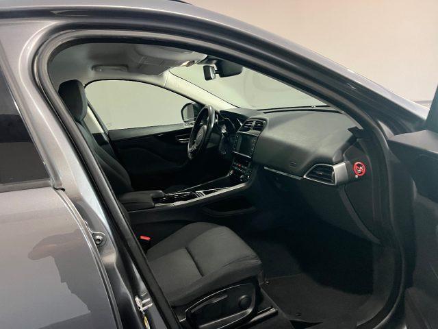 JAGUAR F-Pace 2.0 D 180 CV AWD aut. Prestige