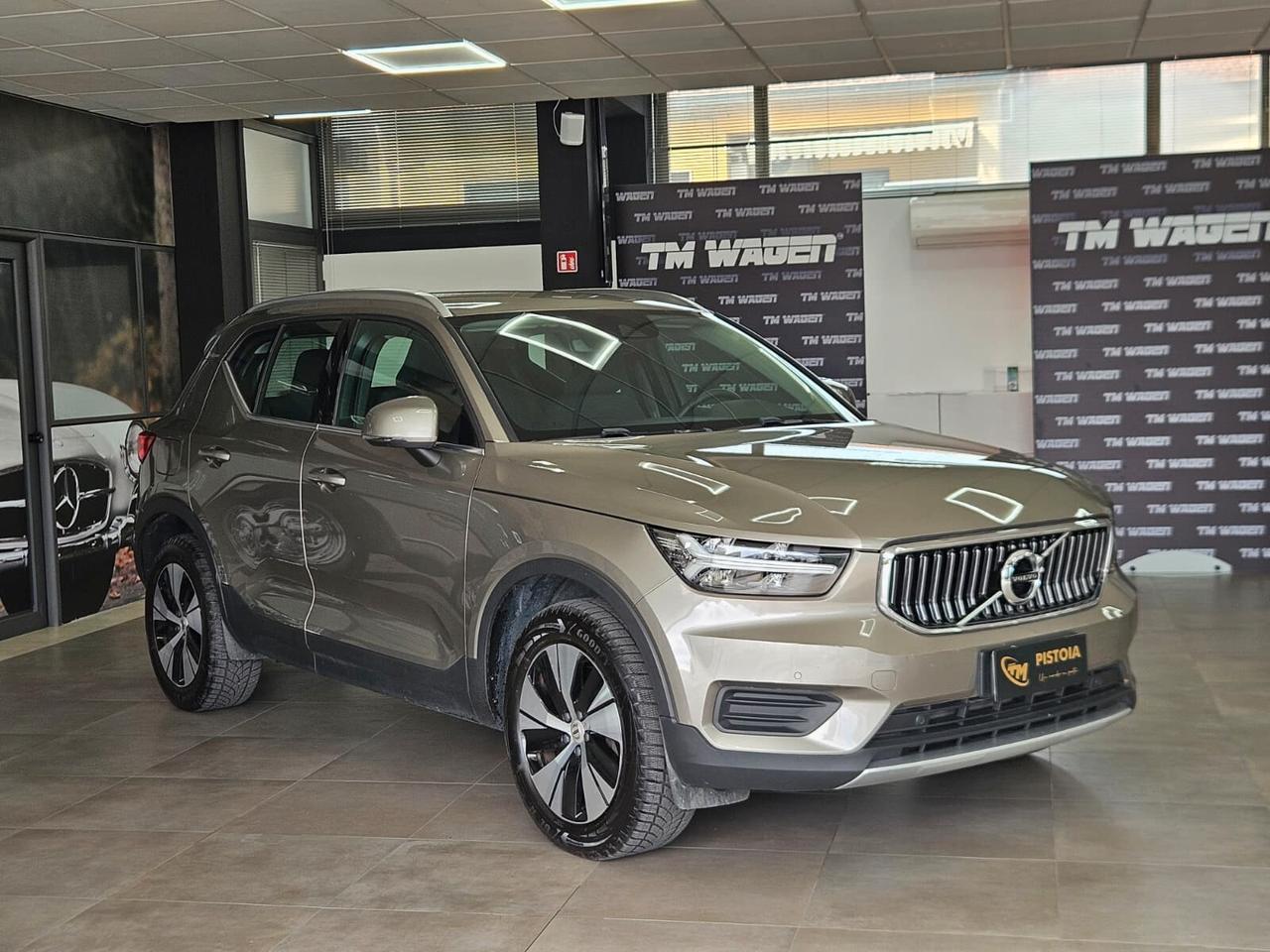 Volvo XC40 T4 Recharge Plug-in Hybrid automatico Essential