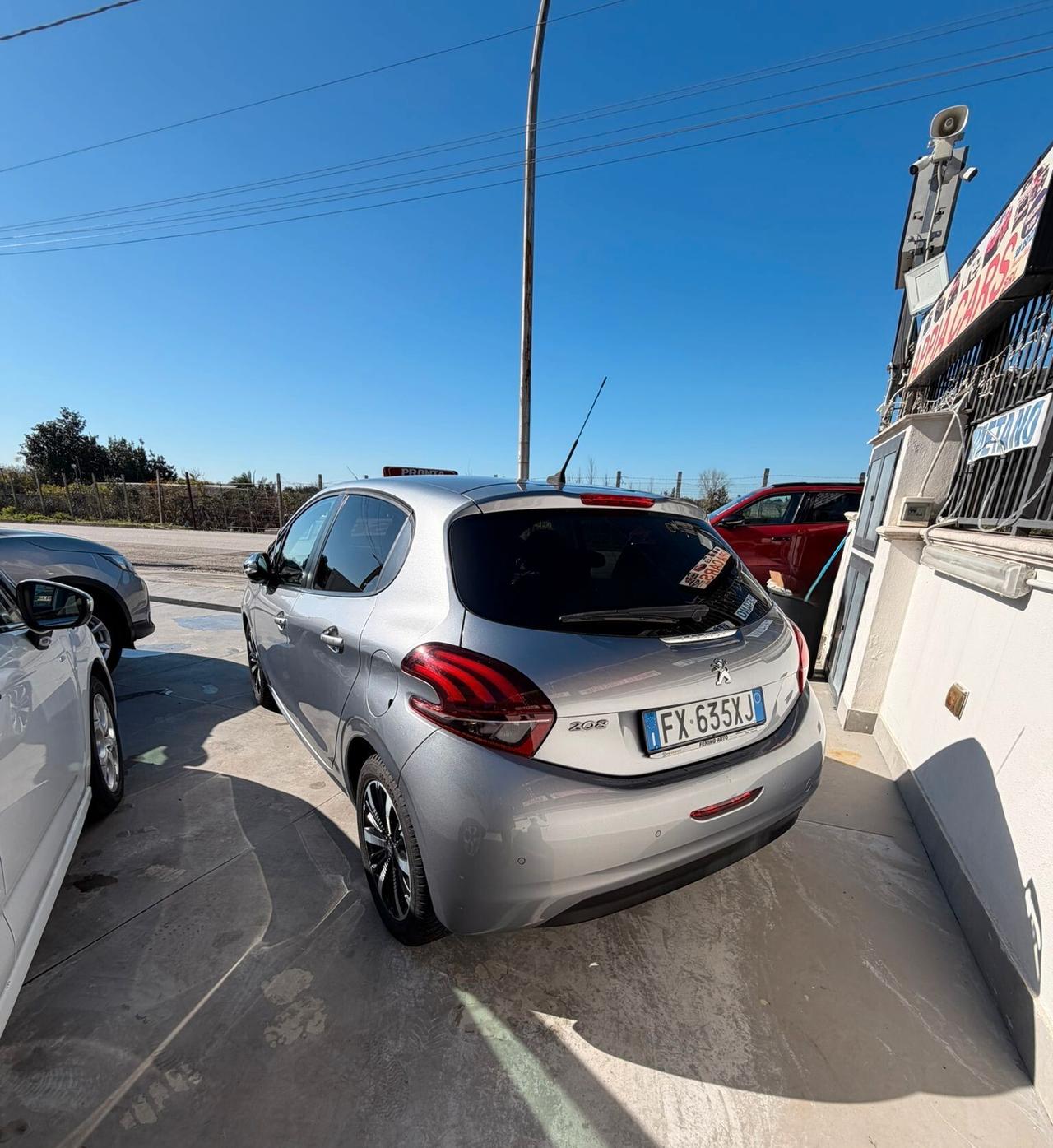 Peugeot 208 BlueHDi 100 S&S 5 porte GT Line