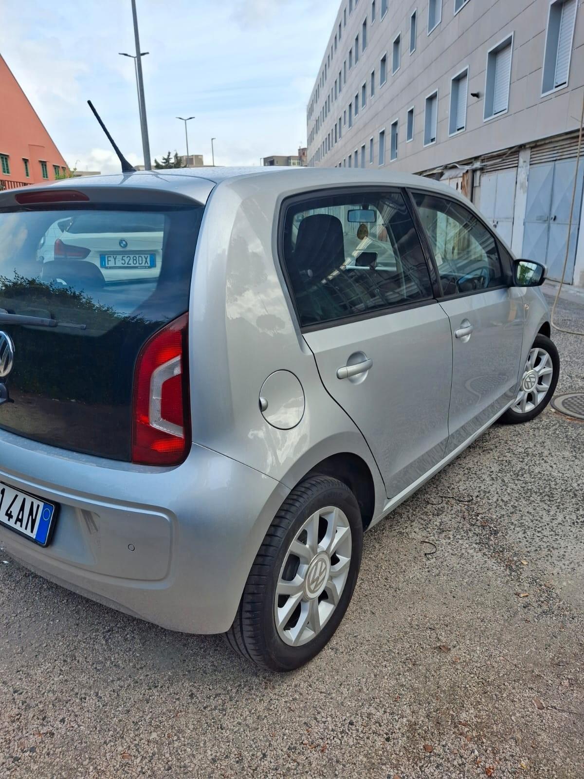 Volkswagen up! 1.0 75 CV 5p. high