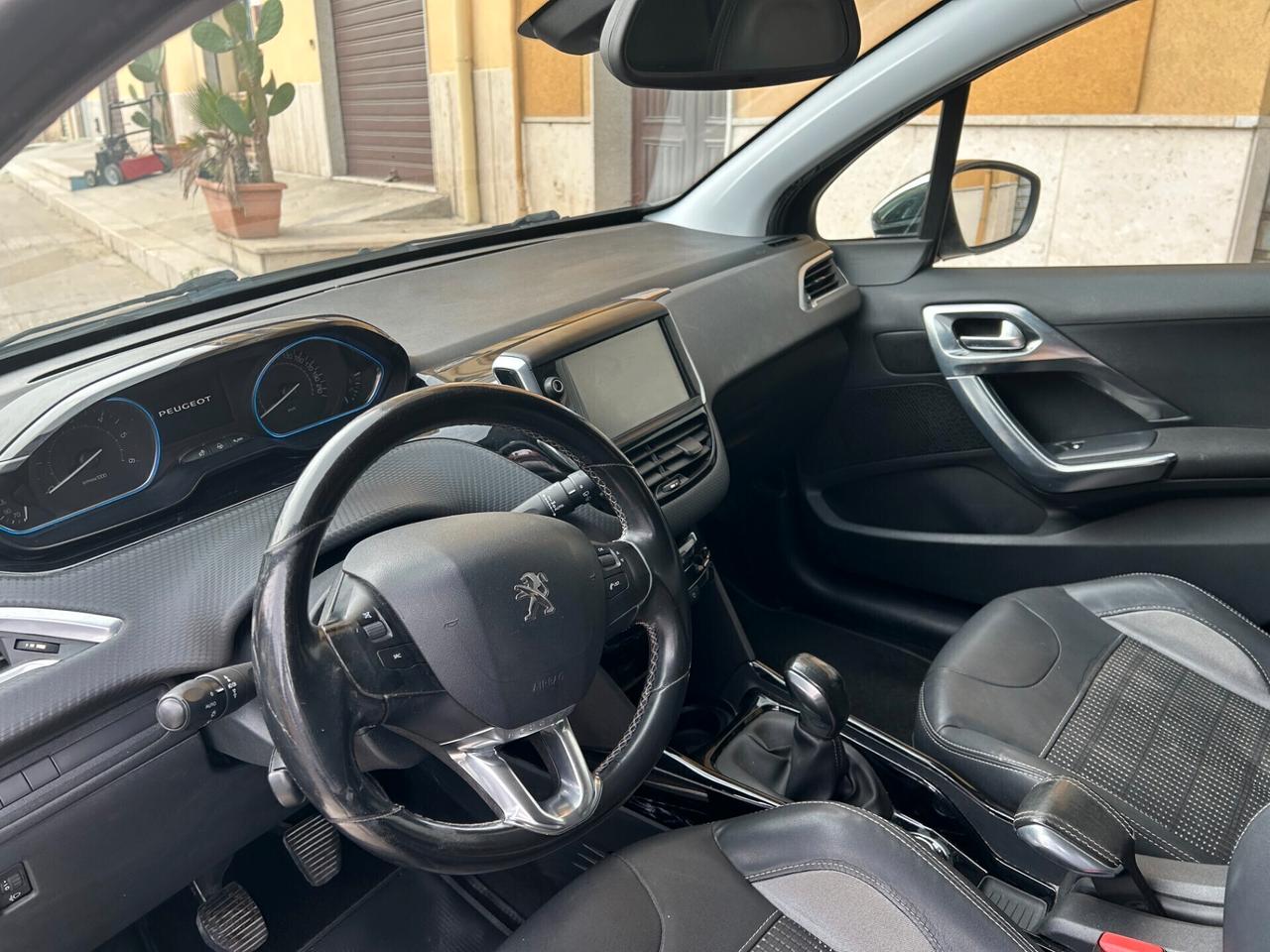 Peugeot 2008 BlueHDi 100 GT Line