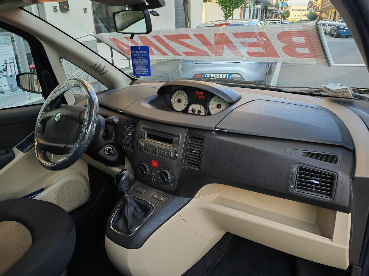 LANCIA MUSA 1.4 BENZINA CV77 KW47 ARGENTO