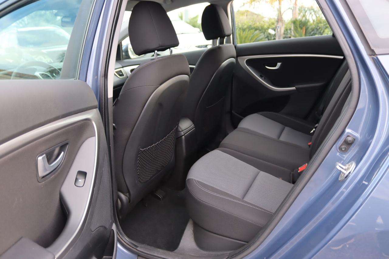 Hyundai i30 1.6 CRDi 5p. Comfort A/T