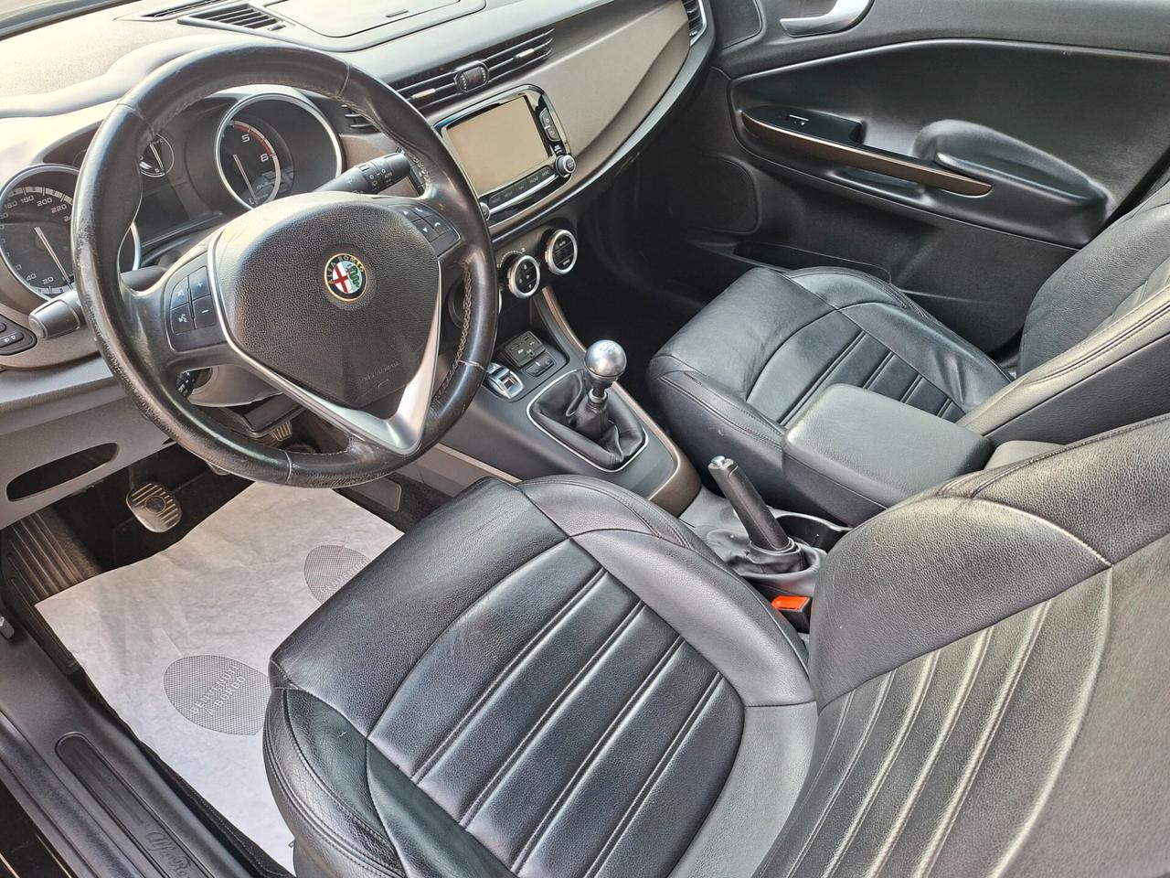 Alfa Romeo Giulietta 1.6 JTDm Distinctive *EURO 6B*