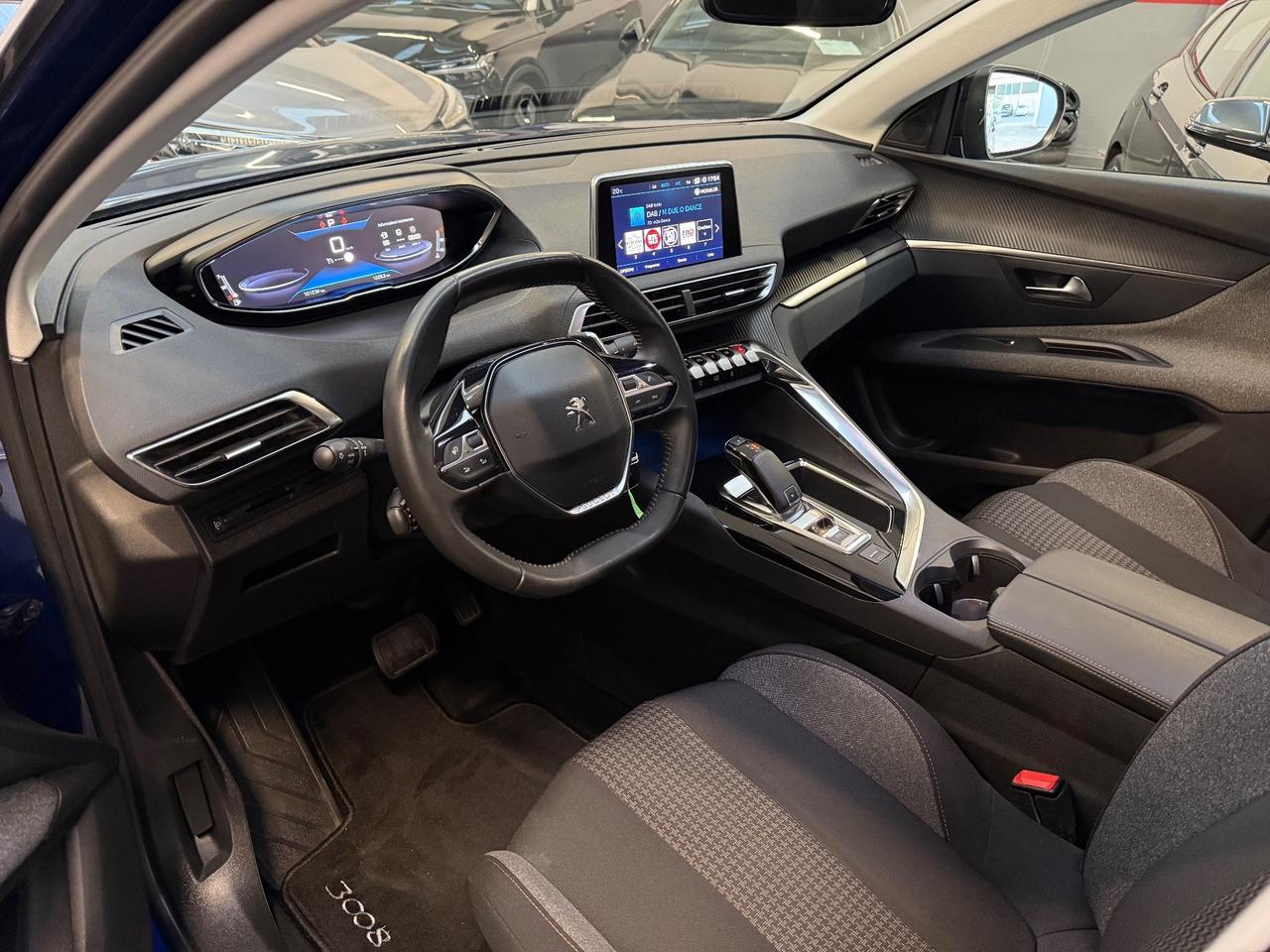 Peugeot 3008 BlueHDi 130 S&S Crossway