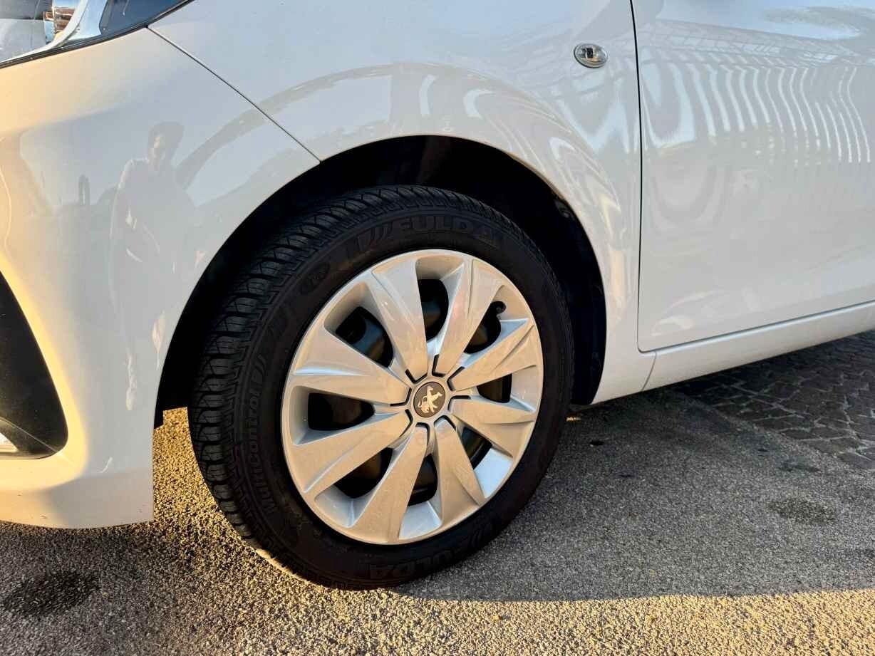 Peugeot 108 1.0 VTi 72CV 5 porte Active