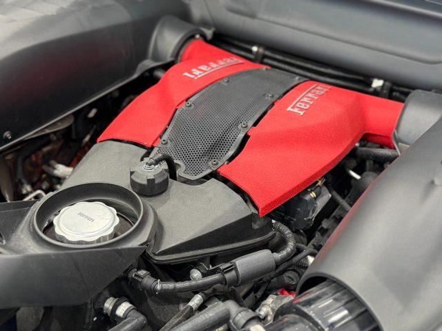 FERRARI F8 Tributo