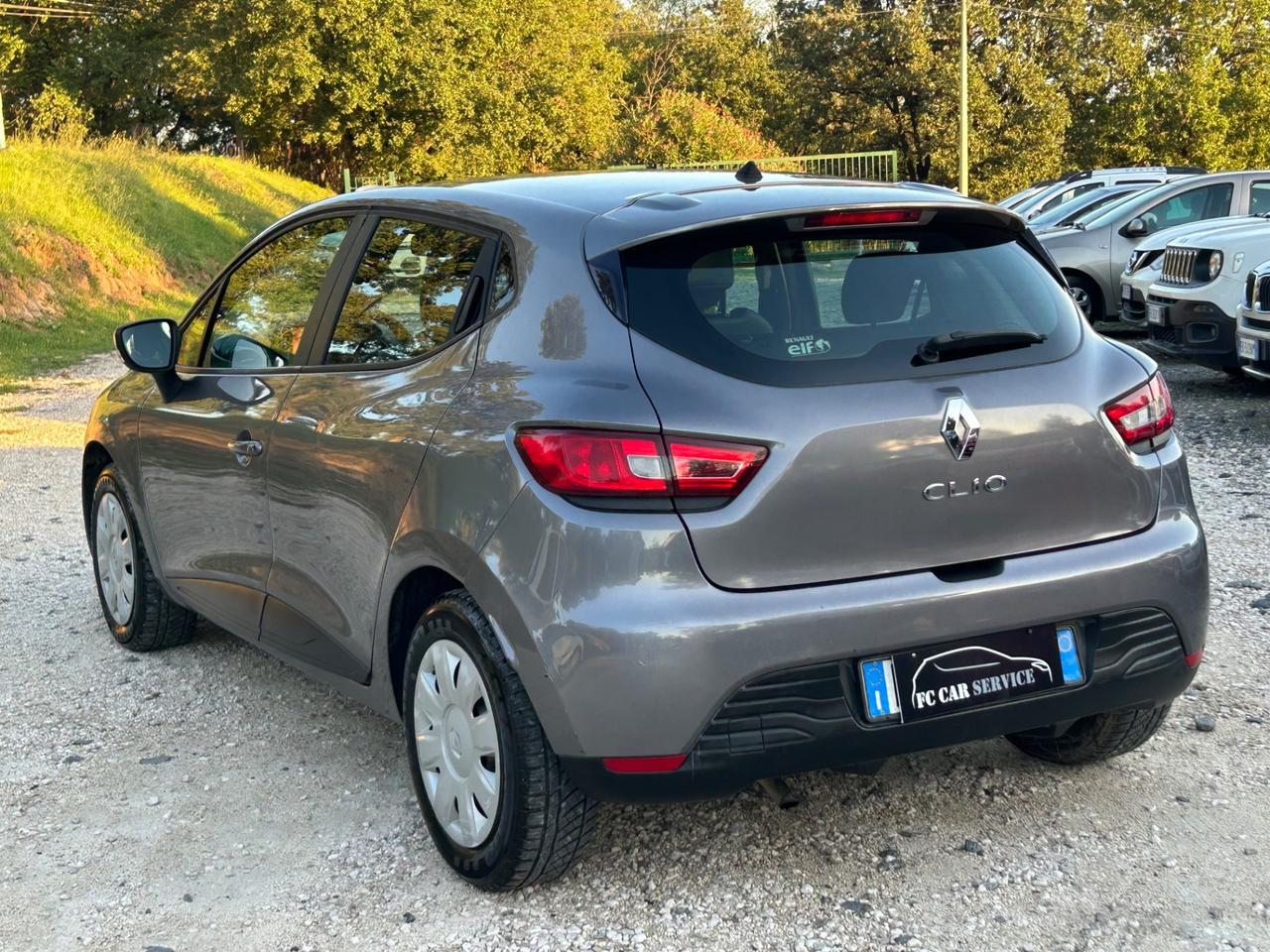 Renault Clio 1.2 75CV GPL 5 porte neopatentati permute