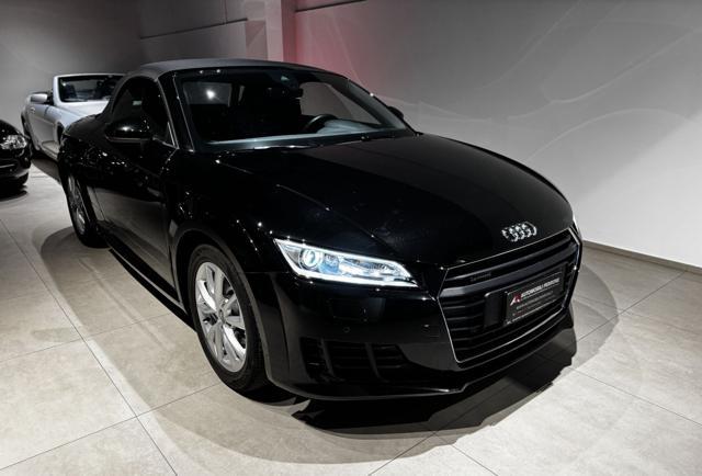 AUDI TT Roadster 2.0 TFSI 230cv Quattro S-Tronic Design