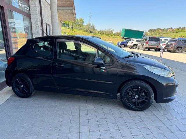 Peugeot 207 3p 1.4 hdi XS