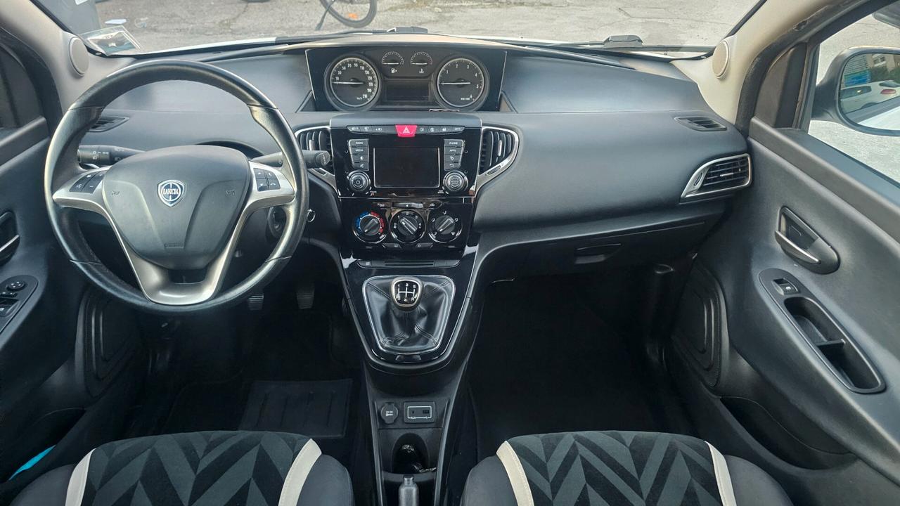 Lancia Ypsilon 1.3 MJT 16V 95 CV 5 porte S&S Gold