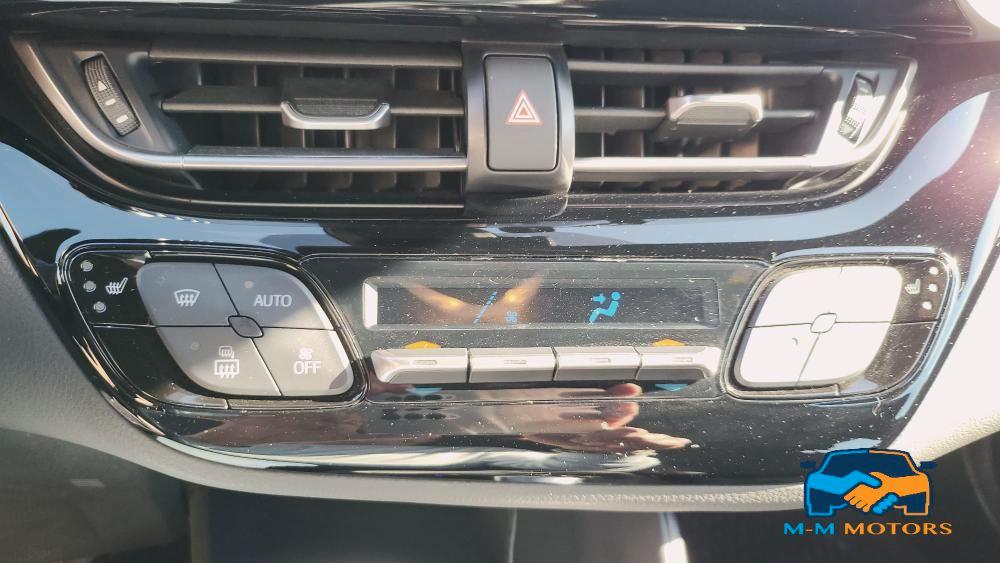 Toyota C-HR 1.8h Business e-cvt