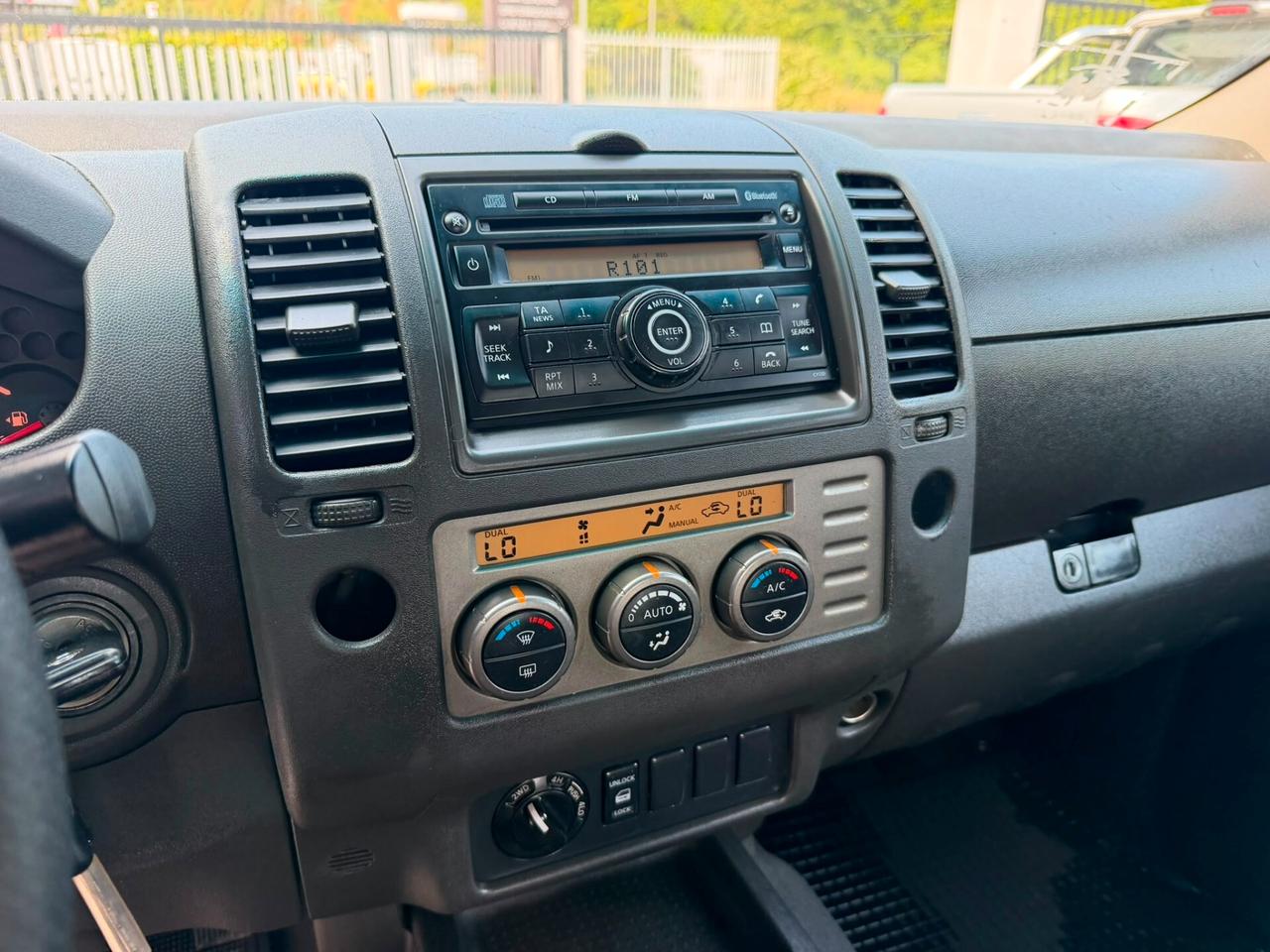 Nissan Navara 4X4 DOUBLE CAT 5P
