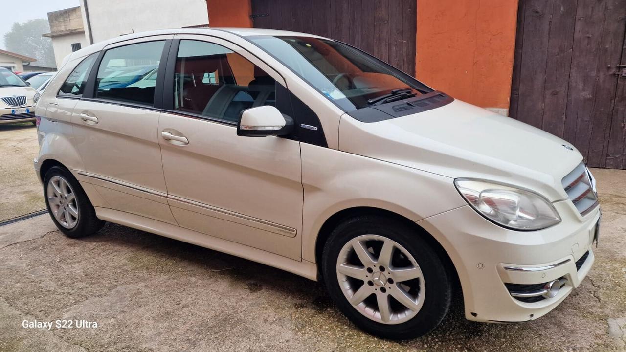 Mercedes-benz B 180 BlueEFFICIENCY Executive