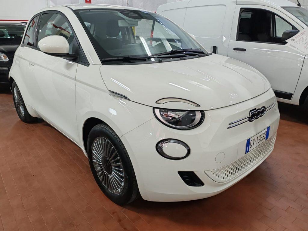 FIAT 500e Berlina 42 kWh