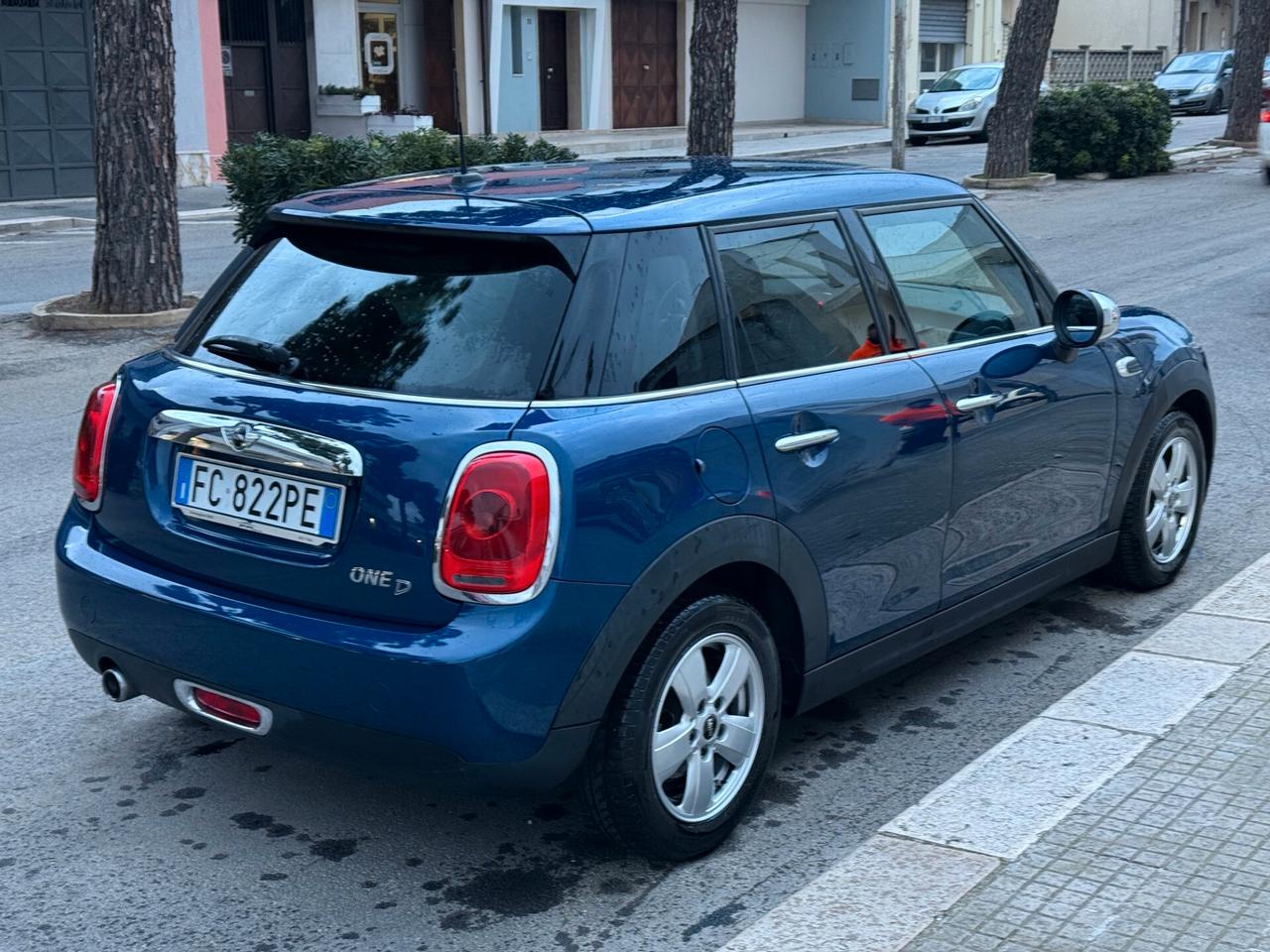 Mini 1.5 One D 5Porte LUCI LED NEOPATENTATI - 2016