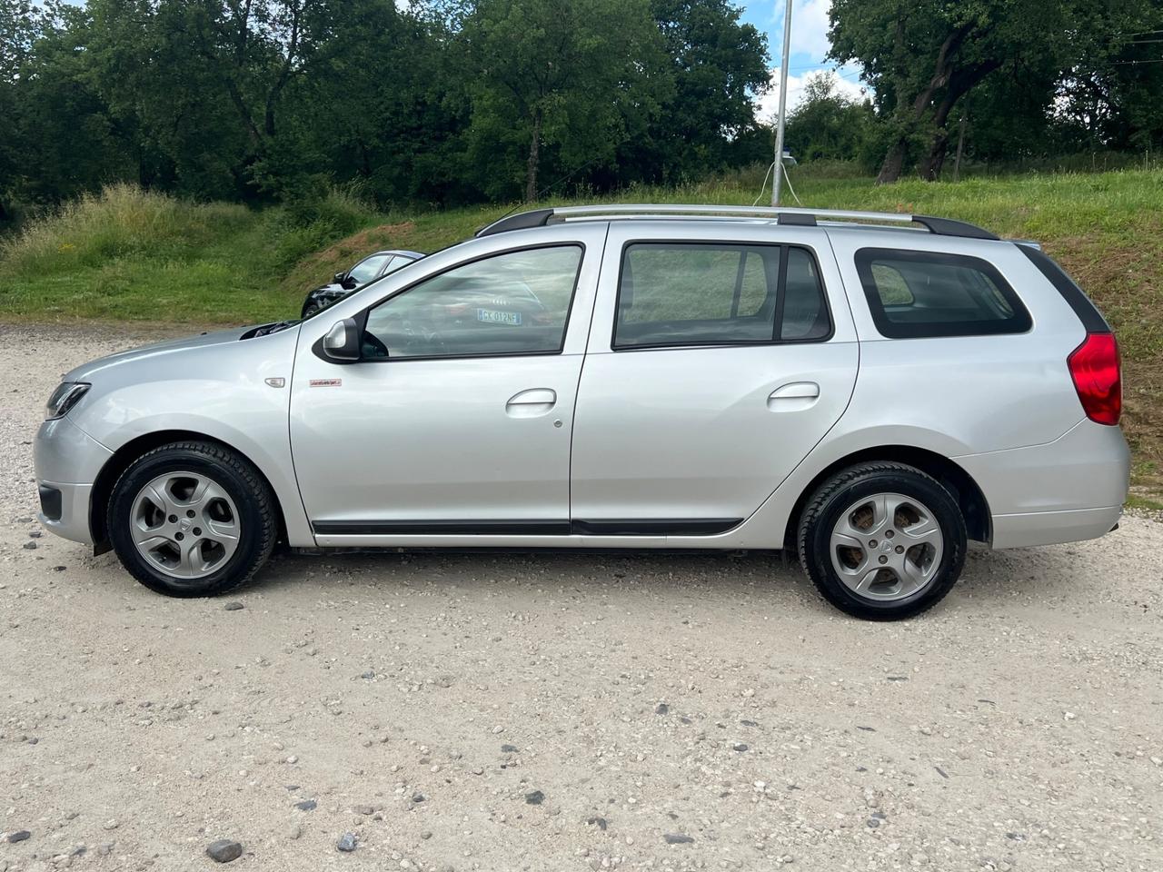 Dacia Logan MCV 1.2 75CV Lauréate NEOPATENTATI PERMUTE RATE GARANZIA