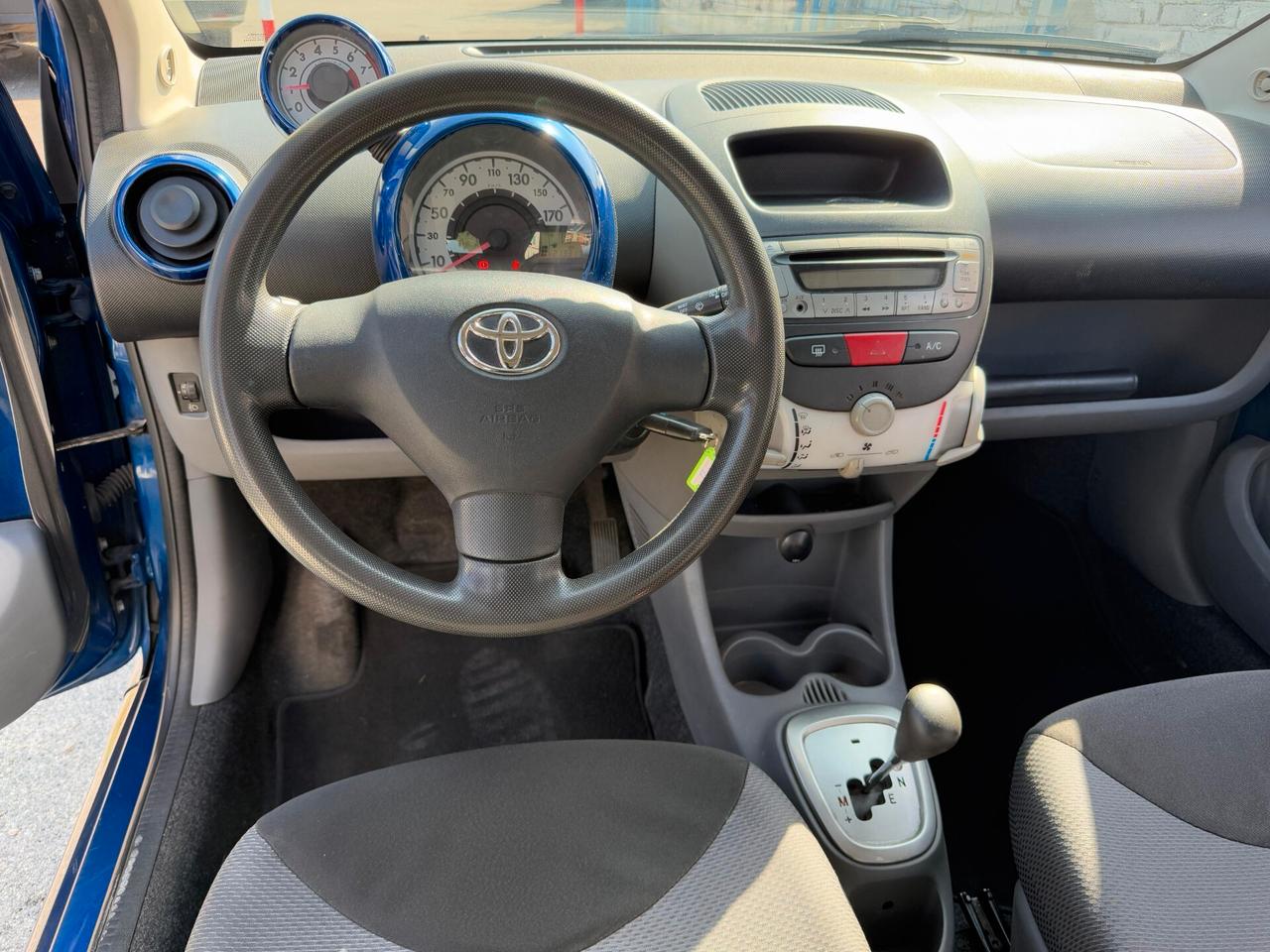 Toyota Aygo 68cv *AUTOMATICA*