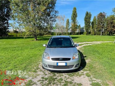 Ford Fiesta 1.2 16V 5p. Ghia