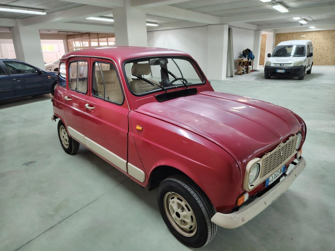 Renault R 4 950 Interni Beige-Meccanica Perfetta-