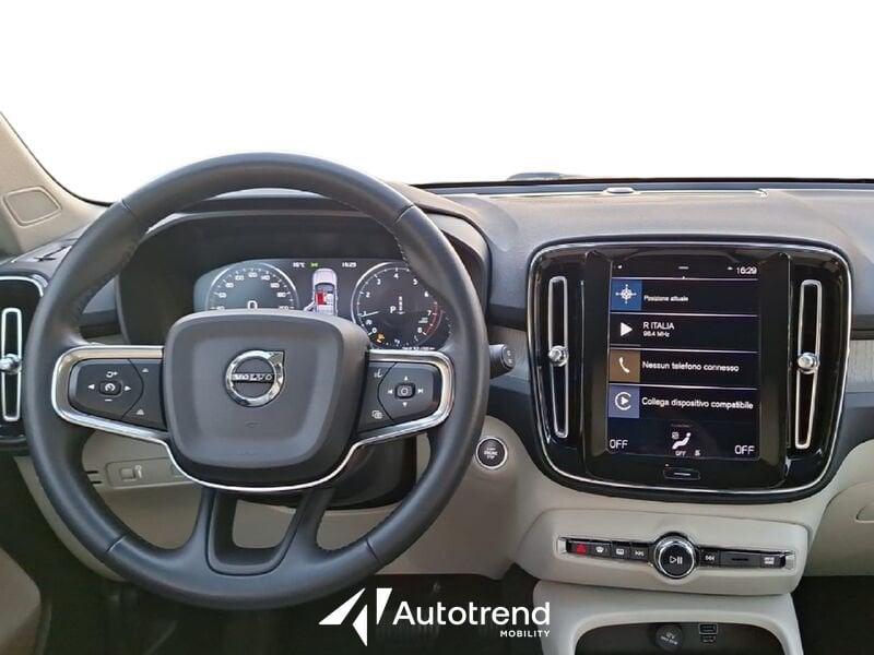 Volvo XC40 T3 163 CV Automatica NAVI LED Inscription