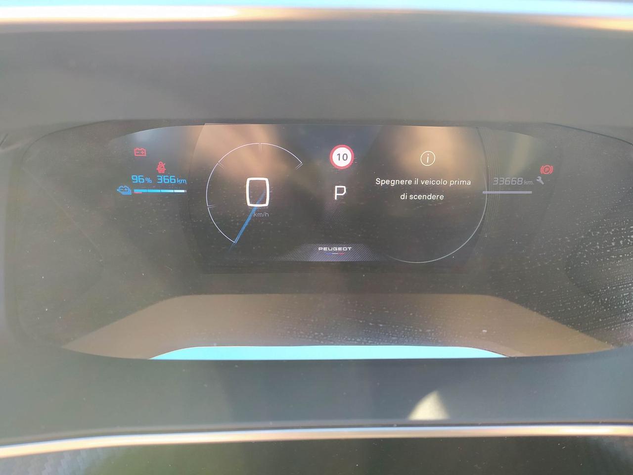 Peugeot 2008 GT e-2008 156 #8105