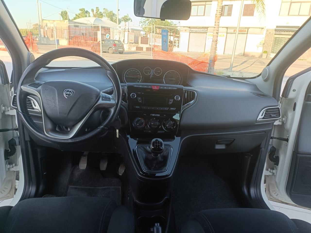 Lancia Ypsilon 1.3 MJT 16V 95 CV 5 porte S&S Gold