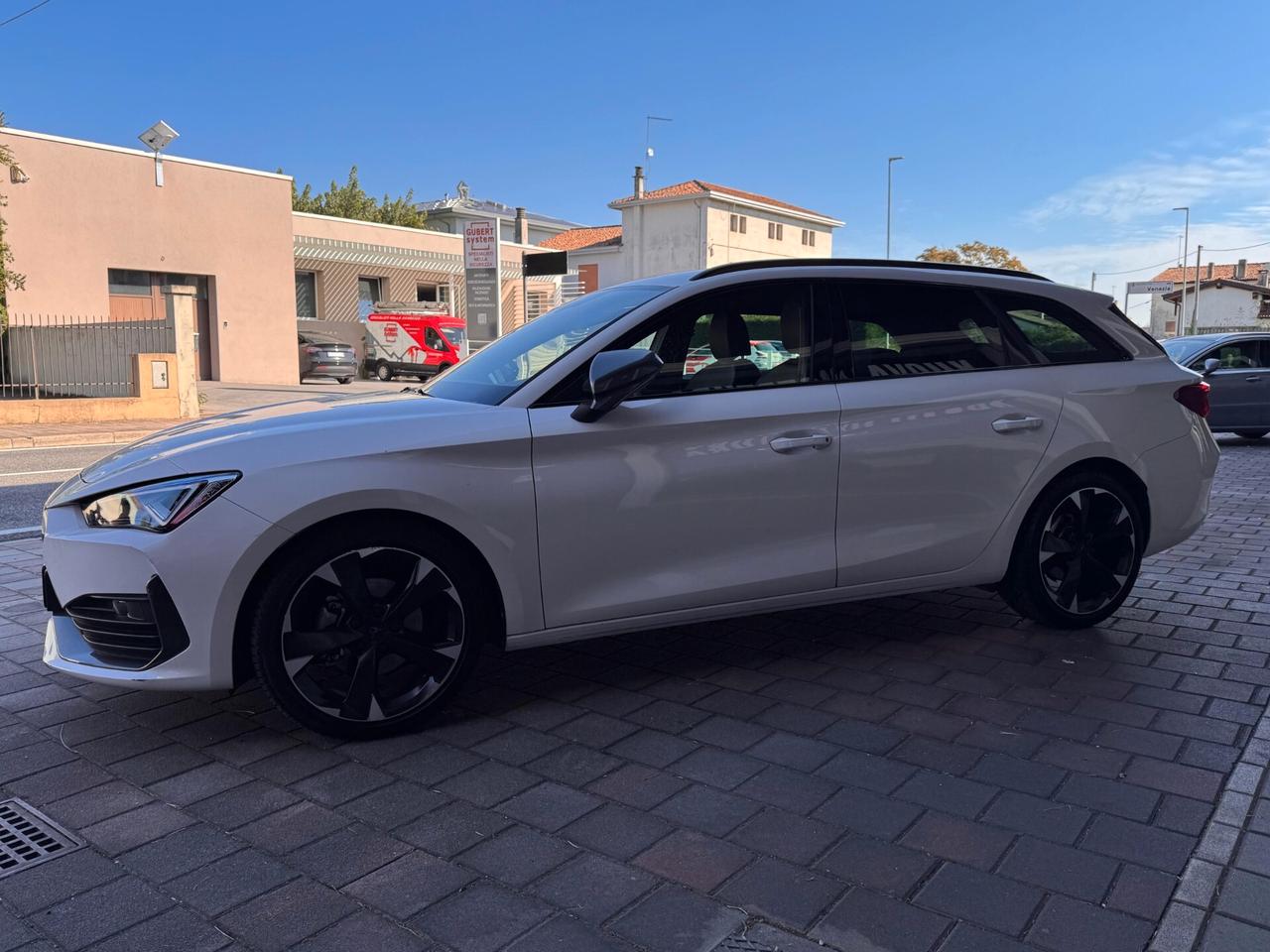 Cupra Leon Sportstourer 1.5 Hybrid 150 CV DSG