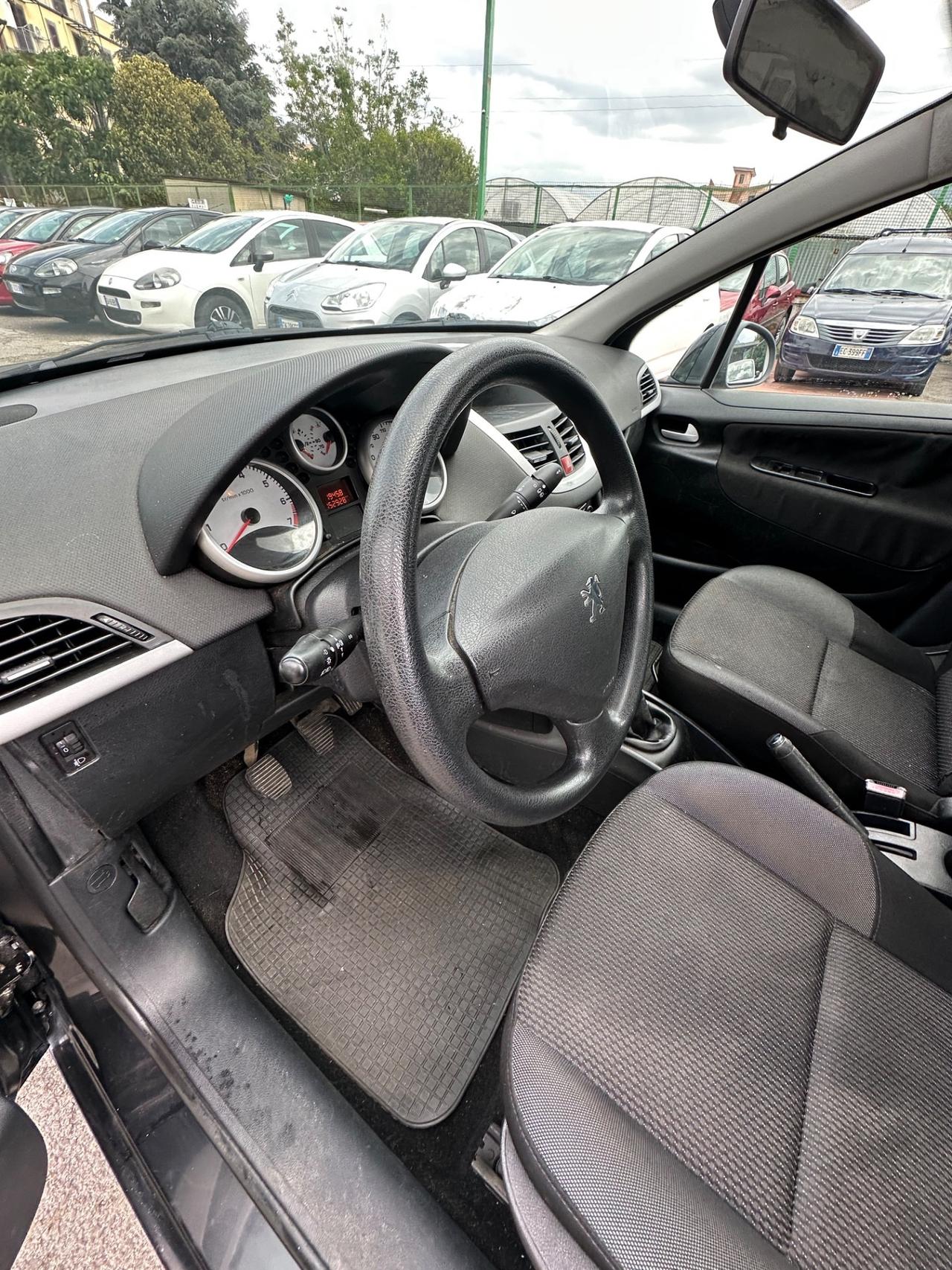 Peugeot 207 1.4 VTi 95CV 5p. XS