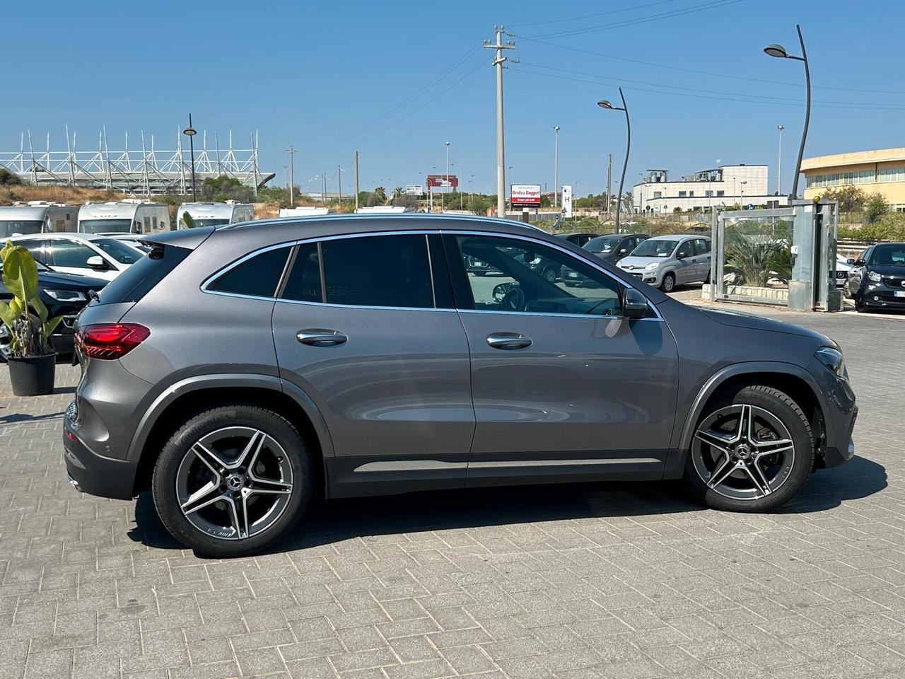 Mercedes-Benz GLA 200d Premium AMG Line auto