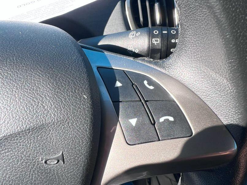 Lancia Ypsilon 1.0 FireFly 5 porte S&S Hybrid Gold