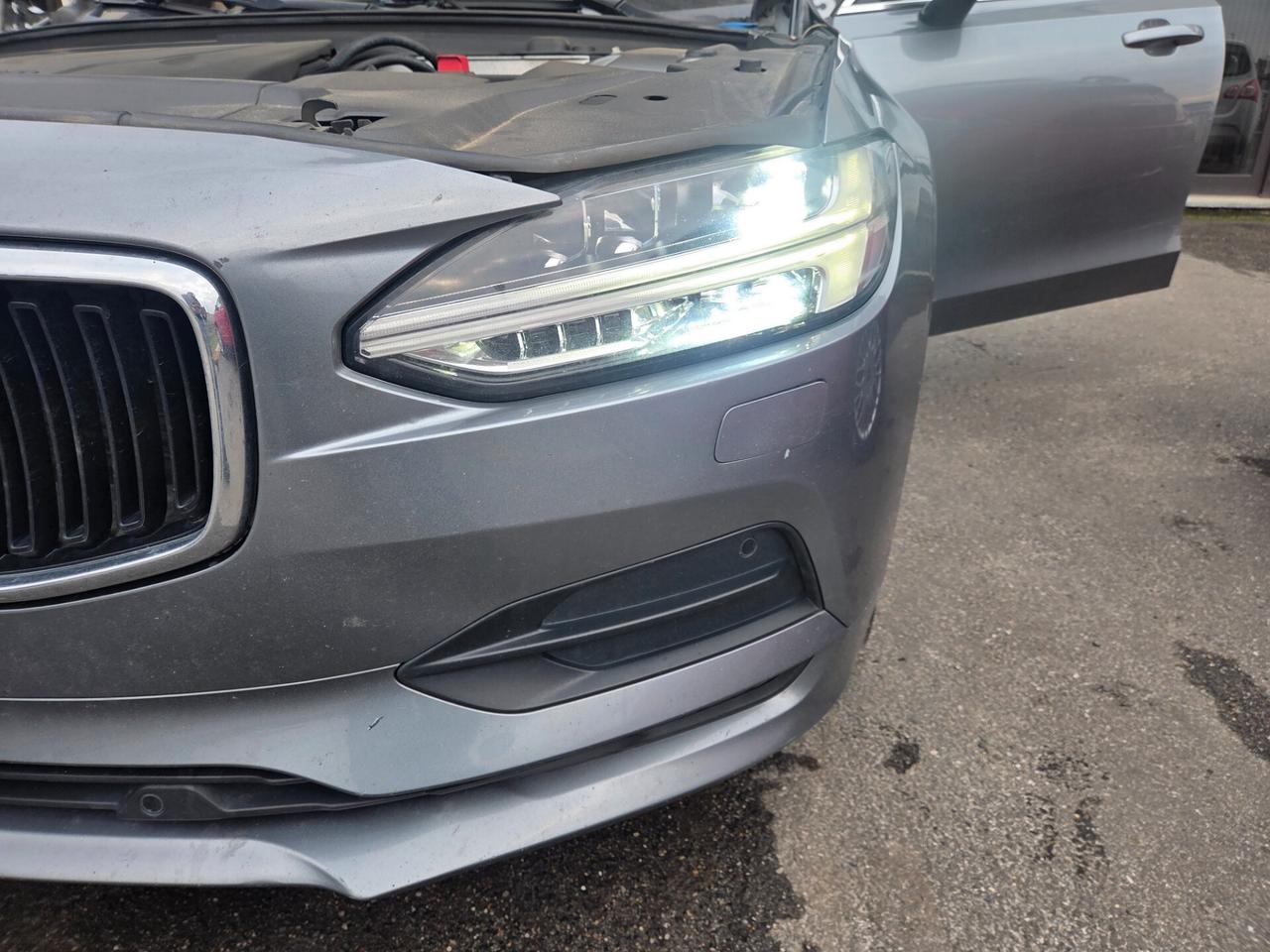 Volvo V90 D4 Inscription