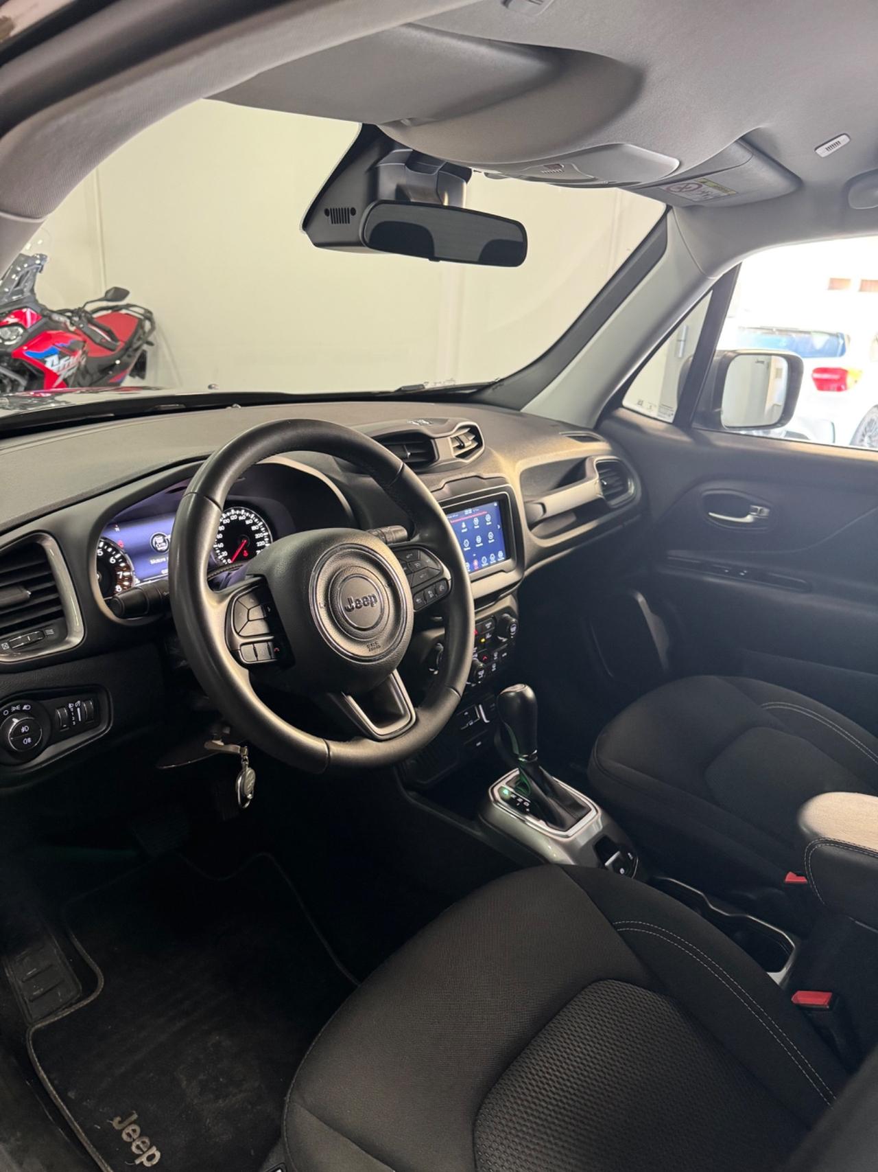 Jeep Renegade 1.3 T4 DDCT S