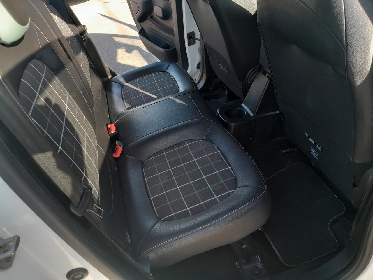 Renault Twingo SCe Stop&Start La Parisienne